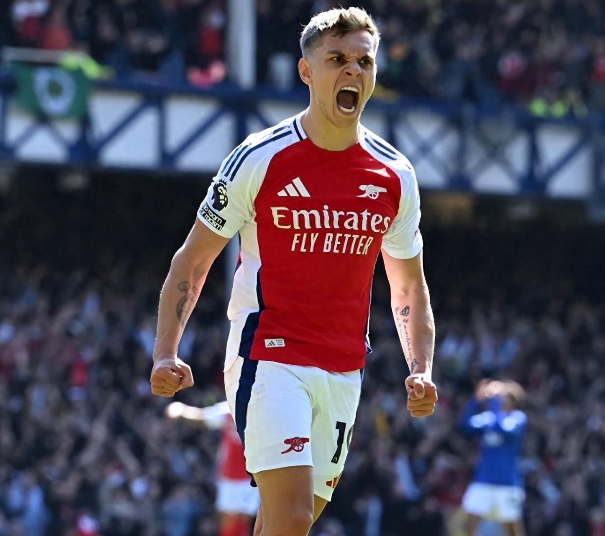 选择热刺6号球衣，帕利尼亚：这个数字与我祖父有关