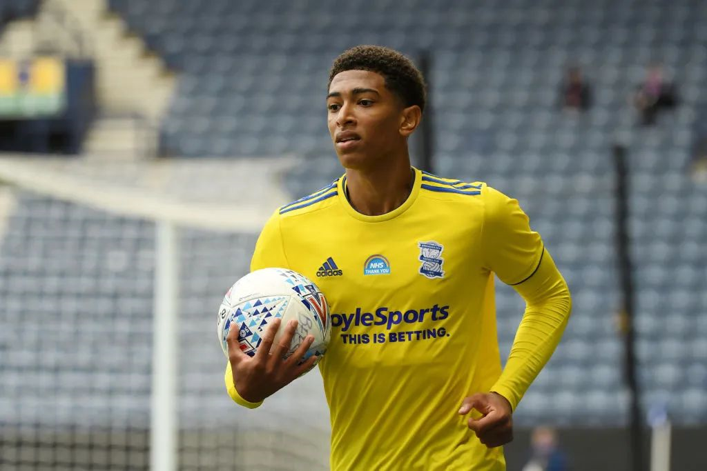 意甲11月最佳球员候选：迈尼昂、劳塔罗、瓦尔迪入选