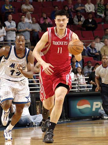 环足奖年度最佳前锋最终8人候选：登贝莱、亚马尔、姆巴佩在列