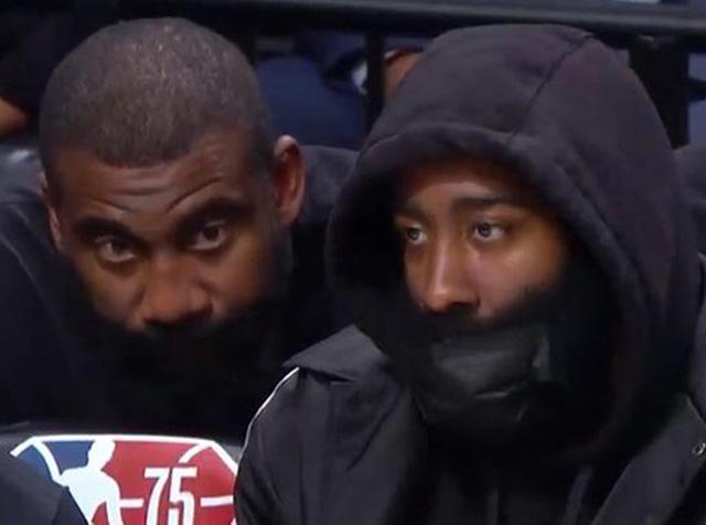 芝加哥小熊在 2016 年打破 108 年“山羊魔咒”，芝加哥举行了 500 万人的史上最大规模游行