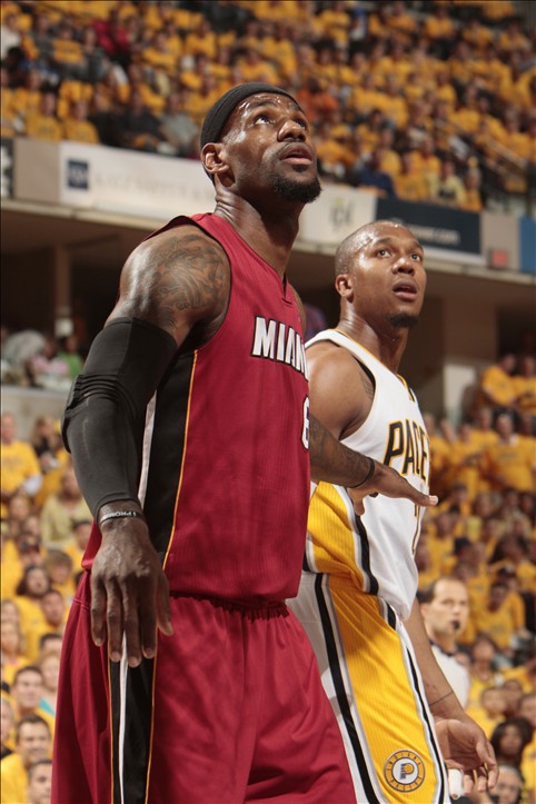 火箭跌第7队记称非KD之过！火蜜称肢体语言很沮丧 休媒：精神疲惫