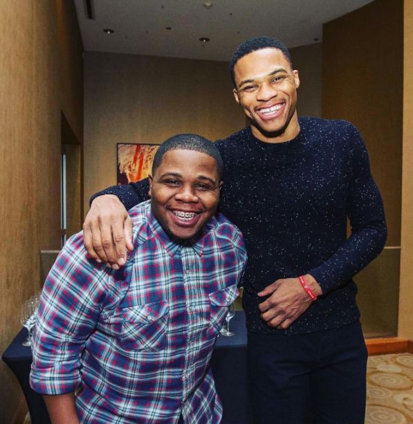 雷霆快船裁判报告：漏吹亚历山大对祖巴茨犯规