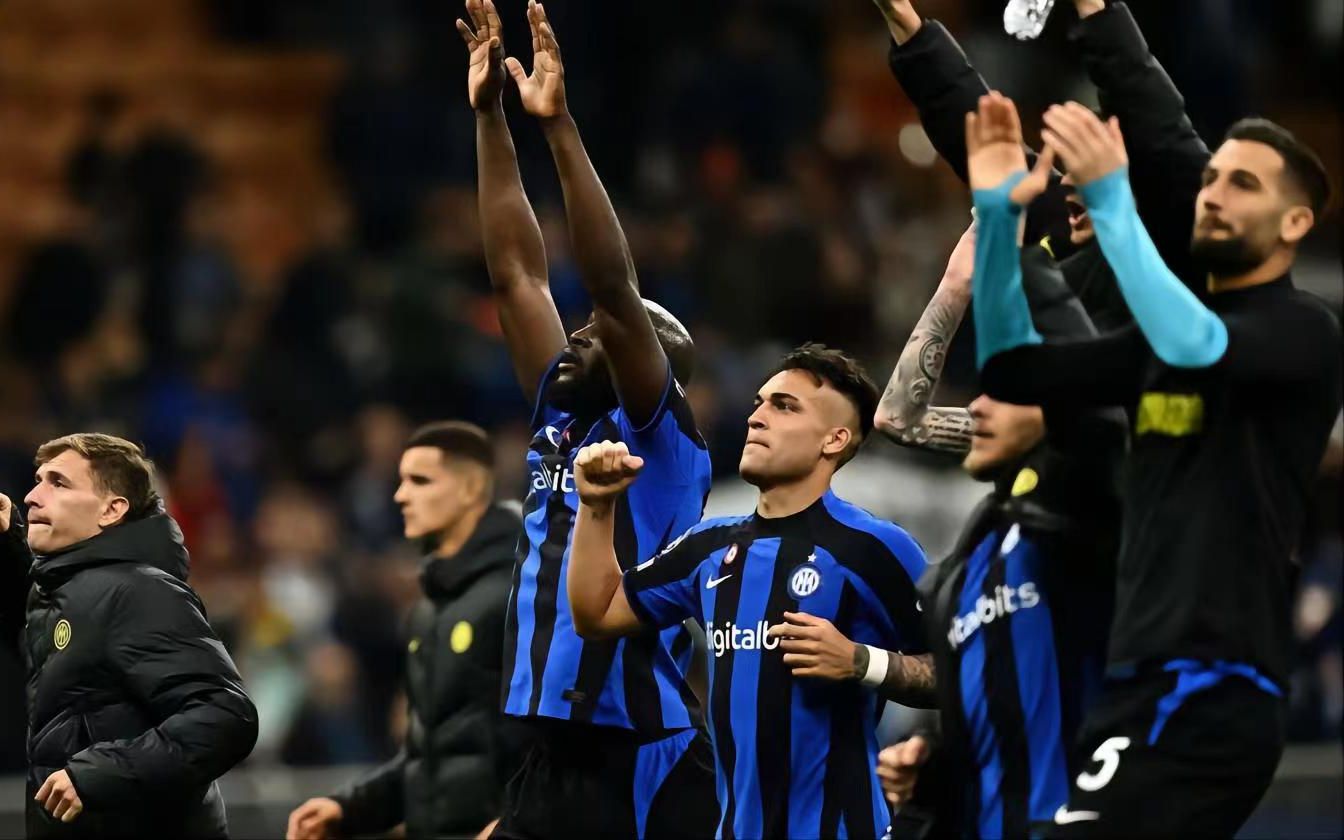 TA：埃切韦里倾向于租借加盟英超俱乐部；德甲球队也有意尼潘