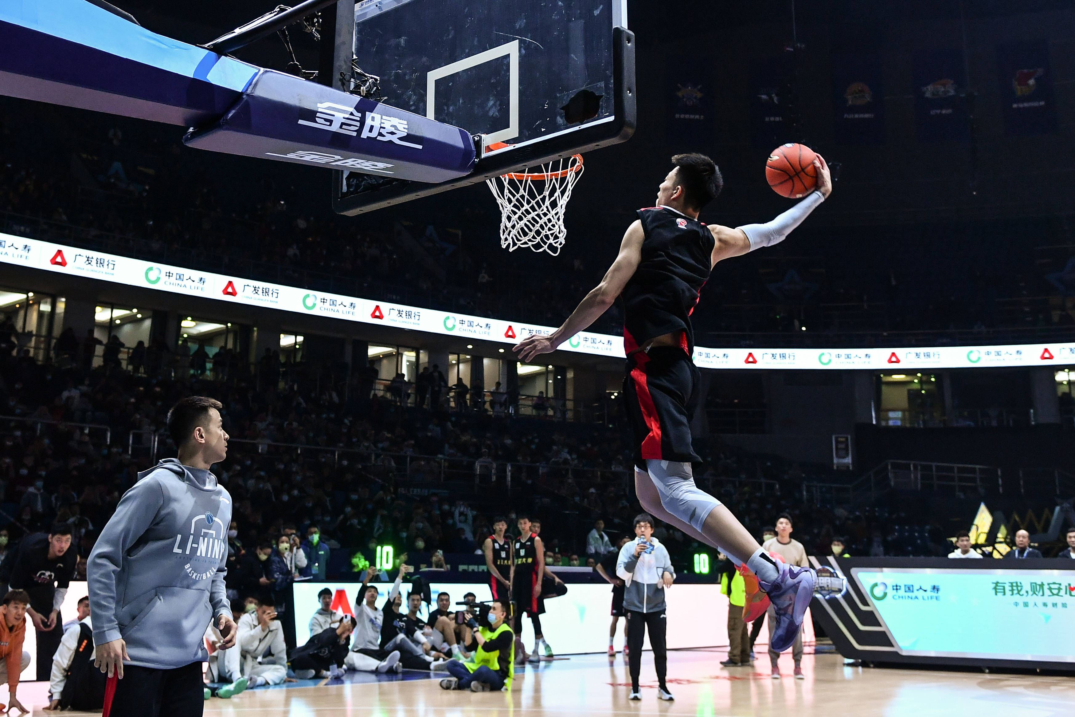 帆船、舰娘、航母，中外游戏的海战真驶向了不同航路吗？